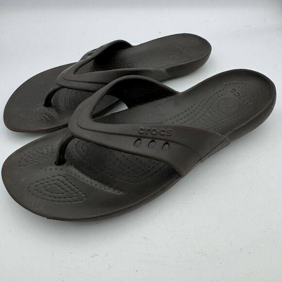 Crocs Brown Flip Flop Sandals Women’s 9 Comfort Lightweight Summer Beach - Picture 4 of 8